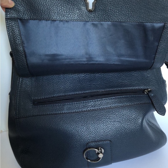 Kara handbag - Picture 9 of 14